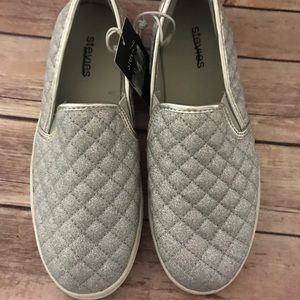 Stevie’s girls size 4 sliver glitter